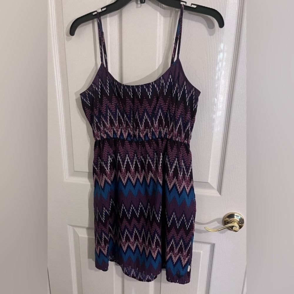 Roxy Fun Beachy Boho Chevron pattern Dress. Size M.